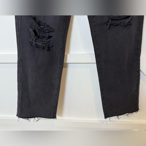 NWT Pacsun Black High Waisted Straight Leg Distressed Jeans Size 24 - Picture 4 of 13